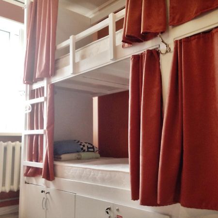 Hostel Infiniti Astana Extérieur photo