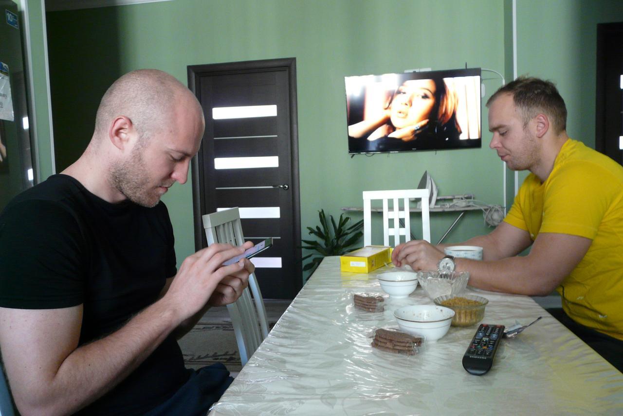 Hostel Infiniti Astana Extérieur photo